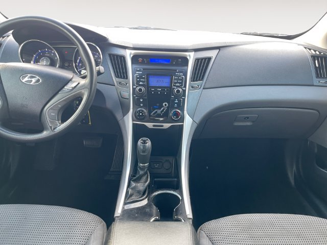 Used 2011 Hyundai Sonata GLS FWD image 10