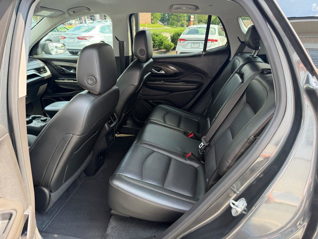 Used 2020 GMC Terrain SLT AWD/4WD image 27