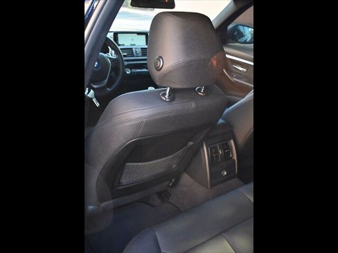 Used 2017 BMW 330i Sedan RWD image 21