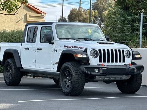 Used 2021 Jeep Gladiator Mojave AWD/4WD image 7