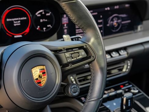 Used 2020 Porsche 911 Carrera S RWD image 21