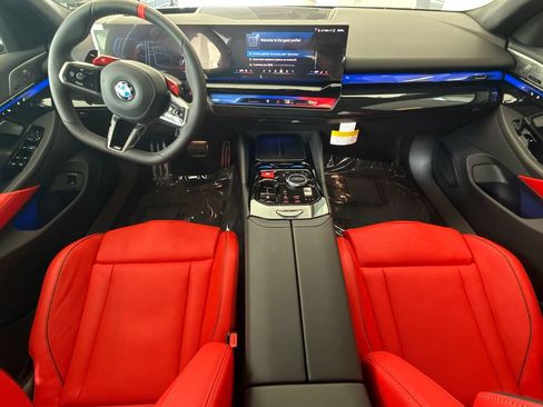 New 2027 BMW M5 w/ Executive Package AWD/4WD image 19