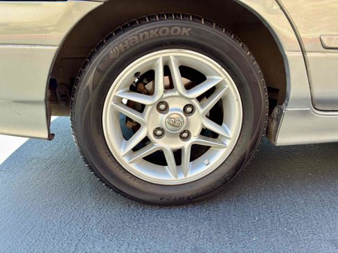 Used 1999 INFINITI G20 FWD image 13