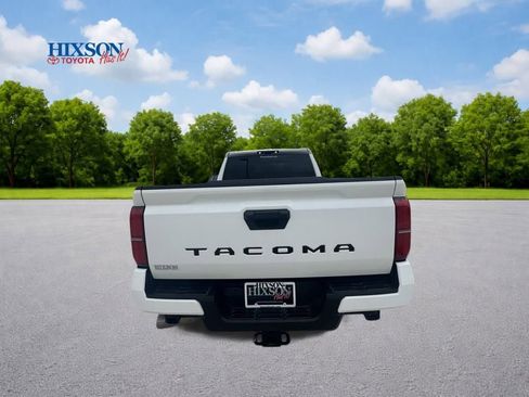 Used 2024 Toyota Tacoma TRD Sport image 8