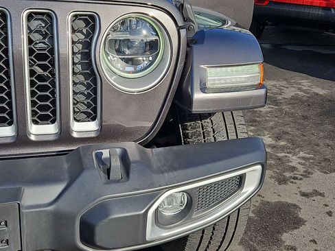 Used 2021 Jeep Wrangler Unlimited Sahara w/ Cold Weather Group image 11