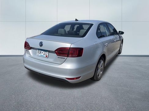Used 2013 Volkswagen Jetta SEL image 3