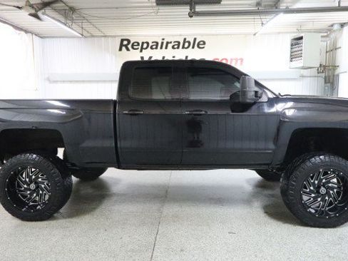 Used 2015 Chevrolet Silverado 1500 LT w/ Midnight Edition AWD/4WD image 4
