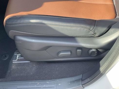 Used 2026 Subaru Forester Touring image 20