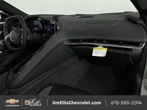 Certified 2024 Chevrolet Corvette Stingray Preferred Conv RWD image 26