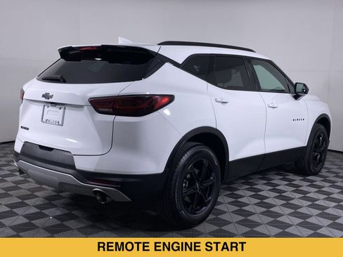 Certified 2024 Chevrolet Blazer LT w/ Convenience Package FWD image 36