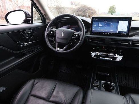 Used 2024 Lincoln Corsair Reserve w/ Equipment Group 201A image 24