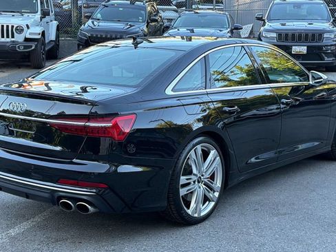 Used 2021 Audi S6 Premium Plus w/ S Sport Package AWD/4WD image 4