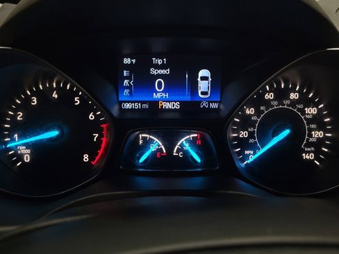Used 2019 Ford Escape Titanium AWD/4WD image 23
