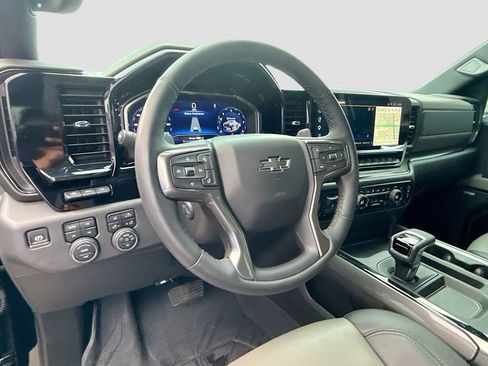 Used 2025 Chevrolet Silverado 1500 ZR2 w/ Technology Package AWD/4WD image 12