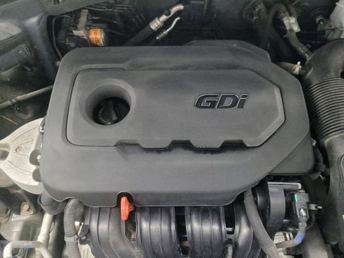 Used 2019 Hyundai Santa Fe SE FWD image 30