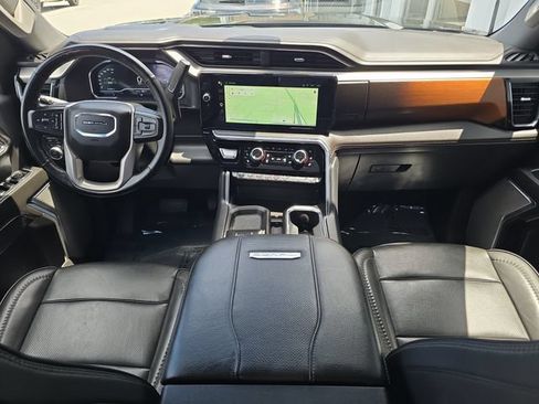 Certified 2024 GMC Sierra 2500 Denali w/ Denali Reserve Package AWD/4WD image 11