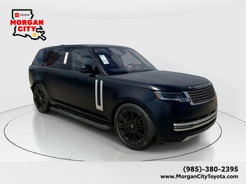 Used 2023 Land Rover Range Rover Long Wheelbase Autobiography image 1