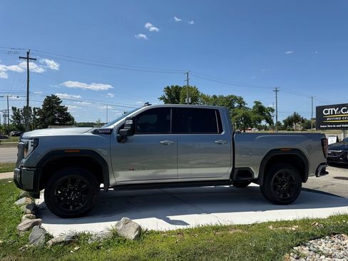 Used 2026 GMC Sierra 2500 AT4 w/ AT4 Premium Plus Package AWD/4WD image 2