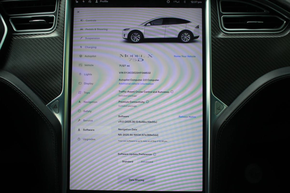 Used 2017 Tesla Model X 90D AWD/4WD image 17
