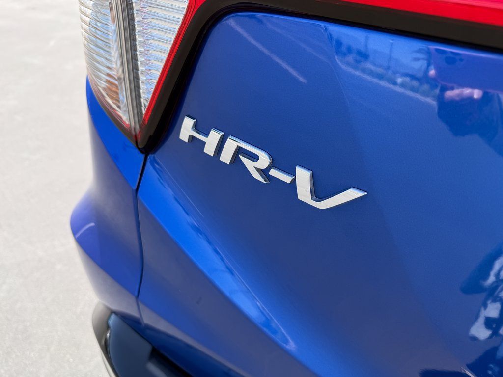 Used 2021 Honda HR-V Sport image 6
