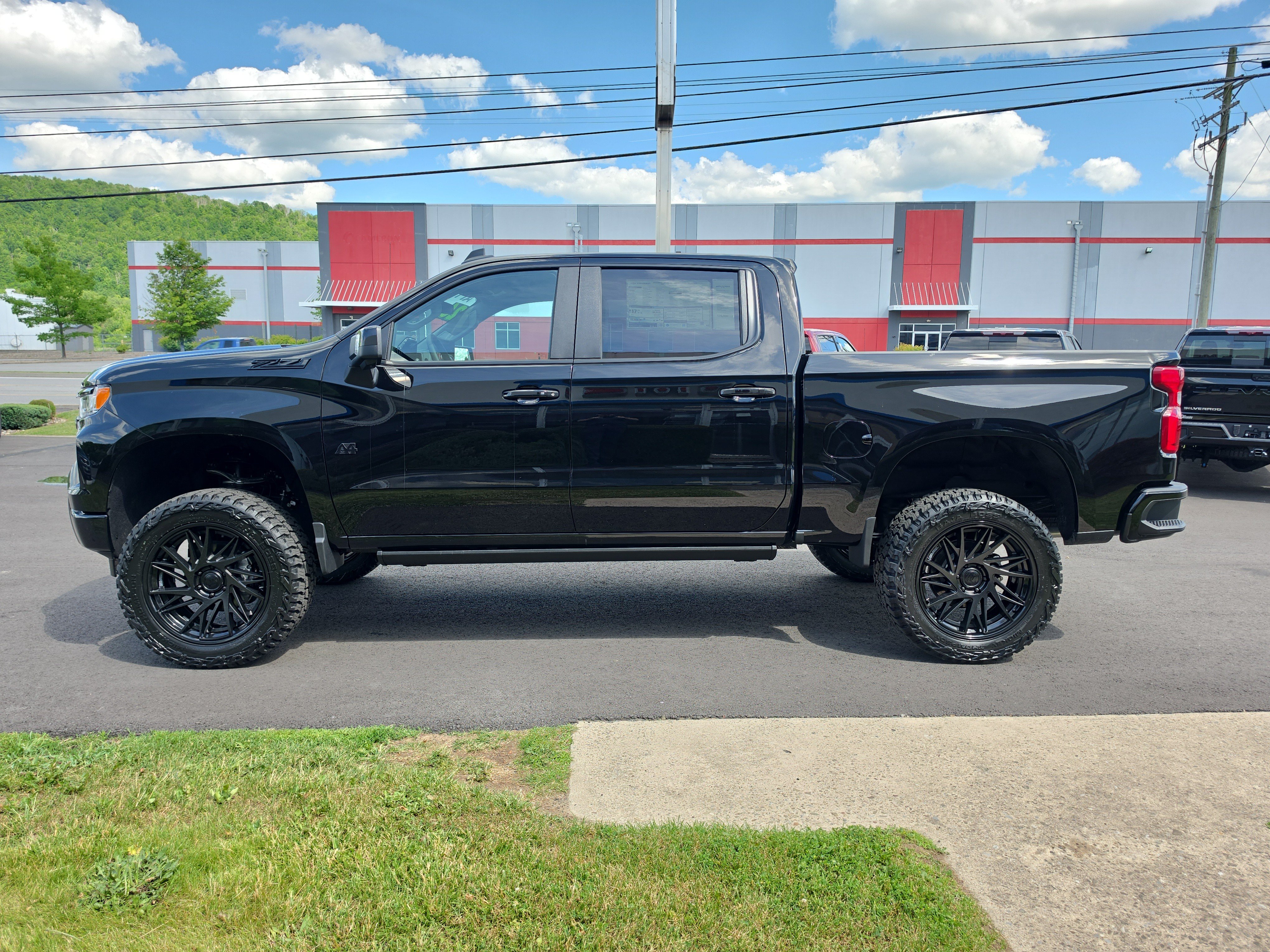 New 2026 Chevrolet Silverado 1500 RST w/ Safety Package AWD/4WD image 7