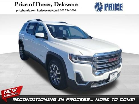 Used 2020 GMC Acadia SLT w/ Trailering Package image 1