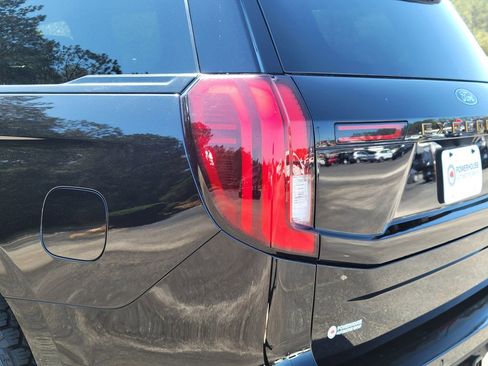 Certified 2025 Ford Expedition Tremor image 12