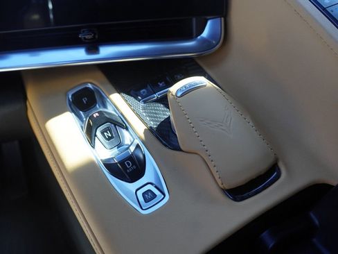 Used 2021 Chevrolet Corvette Stingray Preferred Cpe w/ Z51 Performance Package image 17