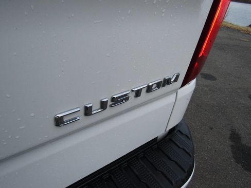 Used 2021 Chevrolet Silverado 1500 Custom image 38