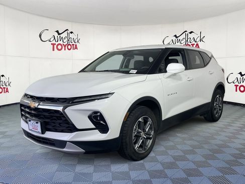 Used 2024 Chevrolet Blazer LT image 4