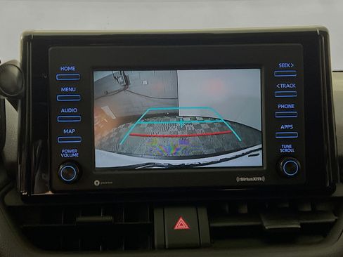 Used 2022 Toyota RAV4 XLE image 28