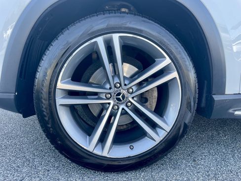 Used 2021 Mercedes-Benz GLE 350 4MATIC image 9