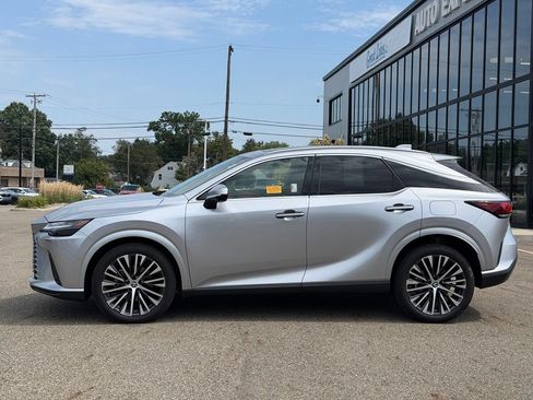 Used 2024 Lexus RX 350 Premium Plus w/ Convenience Package AWD/4WD image 2