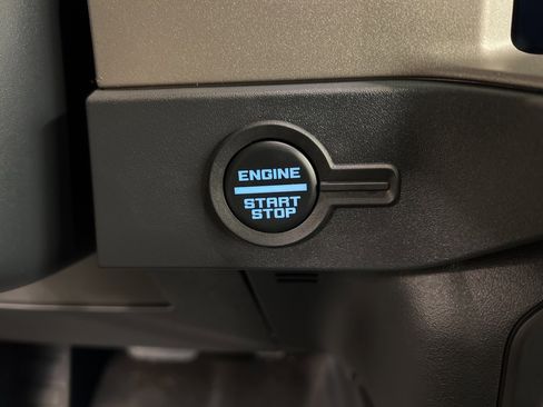 New 2026 Ford Bronco Outer Banks image 19