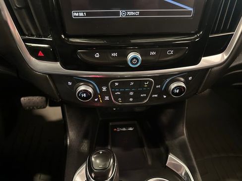 Used 2019 Chevrolet Traverse Premier image 25
