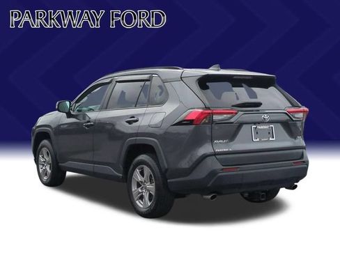 Used 2023 Toyota RAV4 XLE w/ Convenience Package FWD image 3