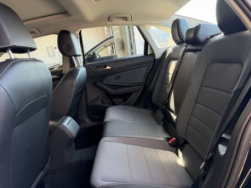 Used 2025 Volkswagen Jetta SE image 24