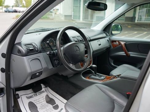 Used 1998 Mercedes-Benz ML 320 4MATIC image 15