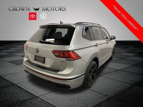 Used 2024 Volkswagen Tiguan SE R-Line AWD/4WD image 6