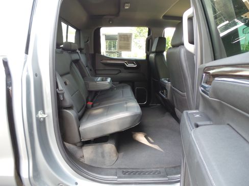 Used 2024 Chevrolet Silverado 1500 RST w/ Convenience Package II AWD/4WD image 40