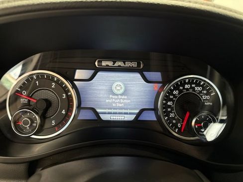 Used 2024 RAM 2500 Laramie AWD/4WD image 35