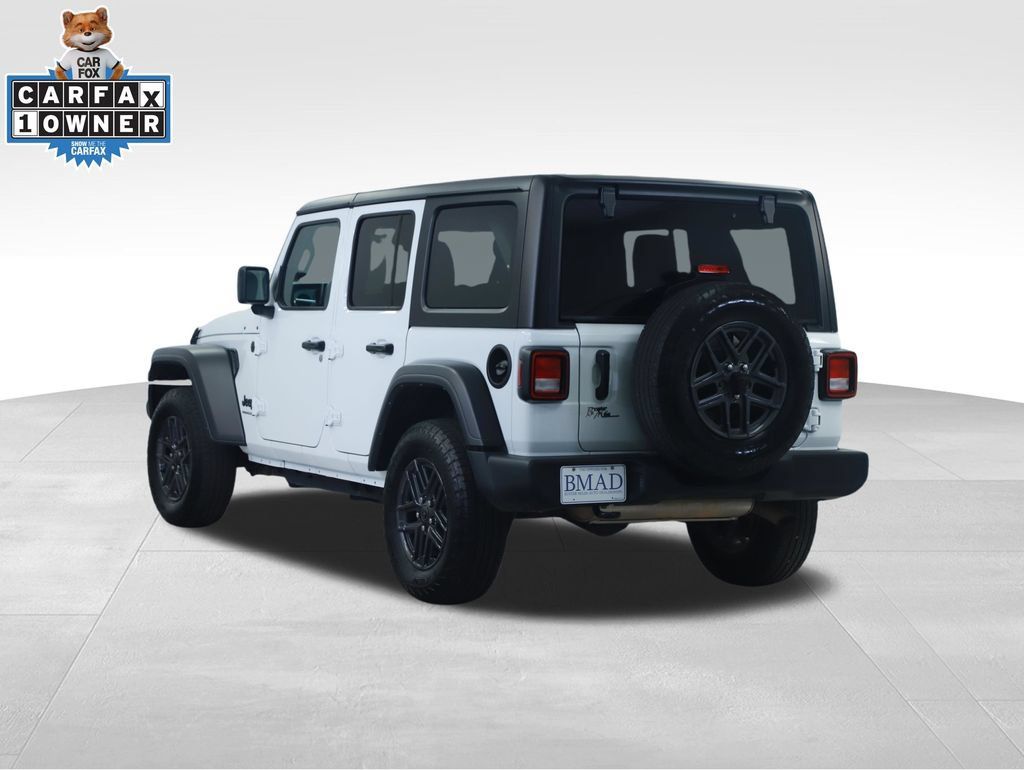 Used 2025 Jeep Wrangler Unlimited Sport AWD/4WD image 9