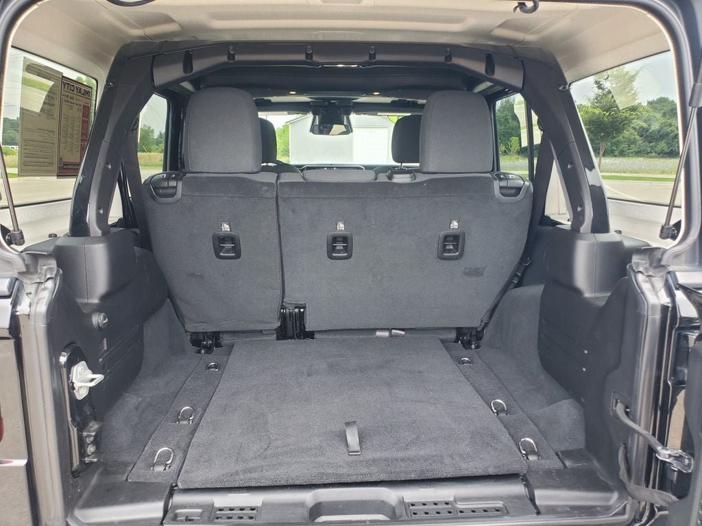Used 2026 Jeep Wrangler Unlimited Rubicon AWD/4WD image 27