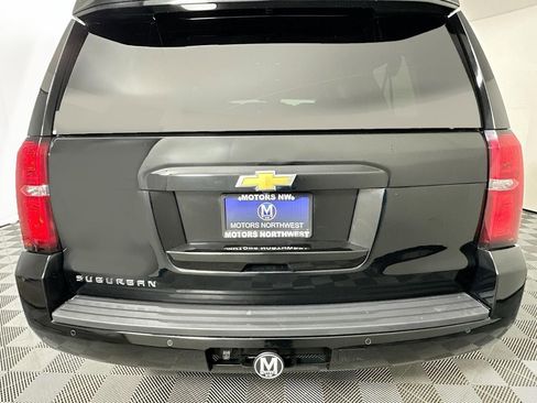 Used 2020 Chevrolet Suburban LT image 12