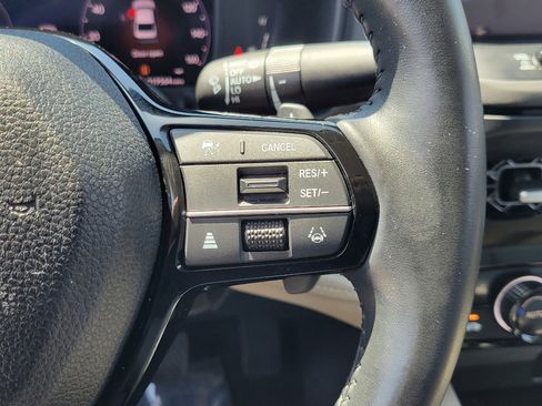Used 2024 Honda Accord Touring image 25