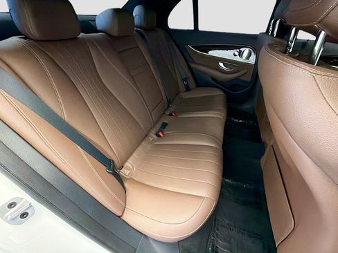 Used 2022 Mercedes-Benz E 450 4MATIC Sedan image 14