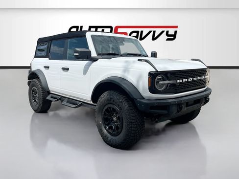 Used 2024 Ford Bronco Wildtrak AWD/4WD image 1