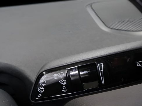 Used 2025 Lincoln Navigator Reserve w/ Jet Appearance Package image 16