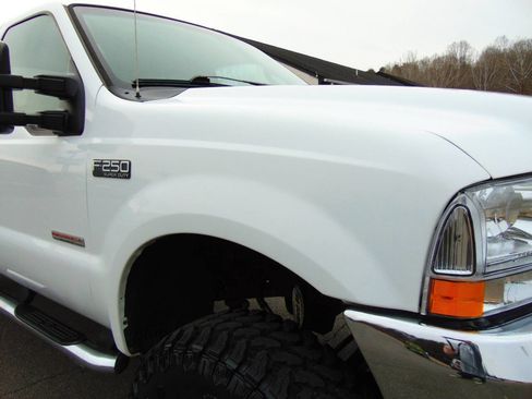 Used 2004 Ford F250 XLT image 37