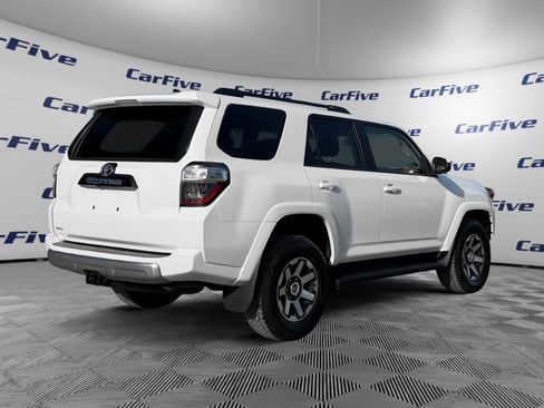 Used 2024 Toyota 4Runner TRD Off-Road image 6